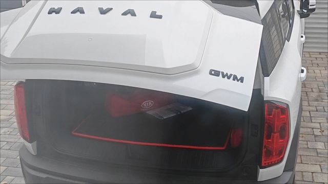 Haval H3: асинхрон авариек при открытии багажника