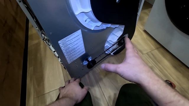 Сушильная машина Haier шумит(свистит) при работе. Хаер возьмите меня на работу.