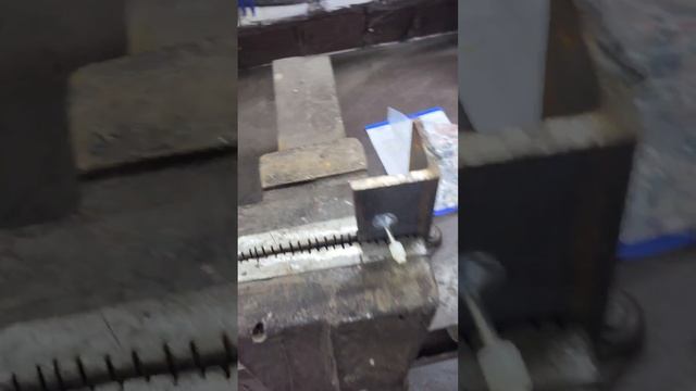 Гвоздезабивной пистолет. Стоит ли его покупать.