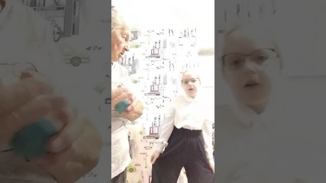 собираюсь в школу