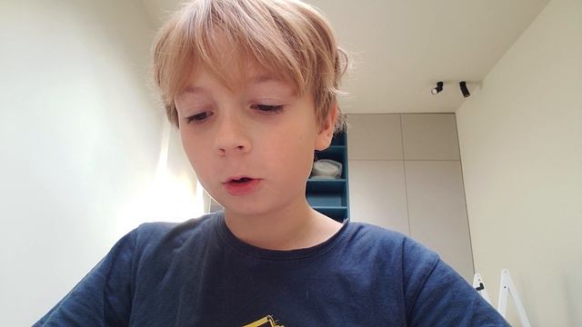 новая лего фигурка