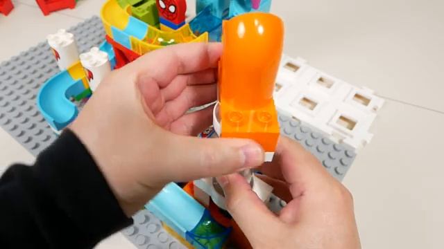 Удовлетворительная полоса препядствий для шариков ЧЕЛОВЕК-ПАУК! Marble Run ASMR ☆ Строительные блоки