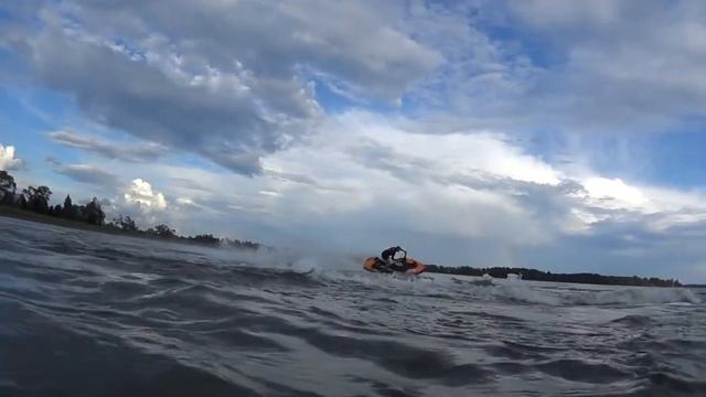Slow motion Sea doo spark 90