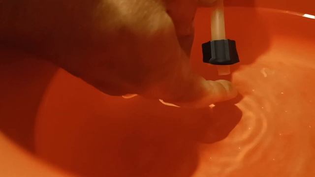 Умягчитель воды. Не забирает раствор из солевого бака. Решение есть.Runxin умягчитель