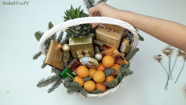 Новогодняя Подарочная Продуктовая Корзина МАСТЕР-КЛАСС Подарок на Новый Год Как обернуть пленкой