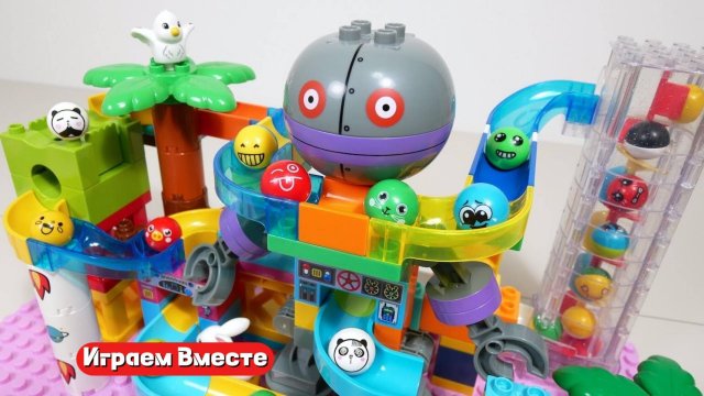 Развивающее строительство для детей: трасса из блоков ! Лабиринт ASMR – РОБОТ С ШАРИКАМИ