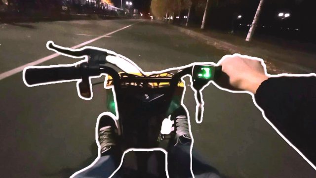ПОКАТУШКИ НА ДРИФТ КАРЕ ПО НОЧНОЙ НАБЕРЕЖНОЙ)