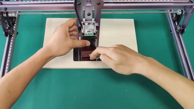 ATOMSTACK A5 PRO/A5 20W--Laser fixed focus operation video
