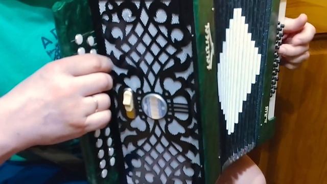 ЦЫГАНОЧКА НА ГАРМОНИ 3 аккорда и 300 песен! как быстро научиться играть на гармони урок от мастера