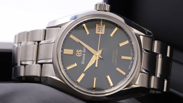 Grand Seiko Heritage Collection 40 mm SBGH271G