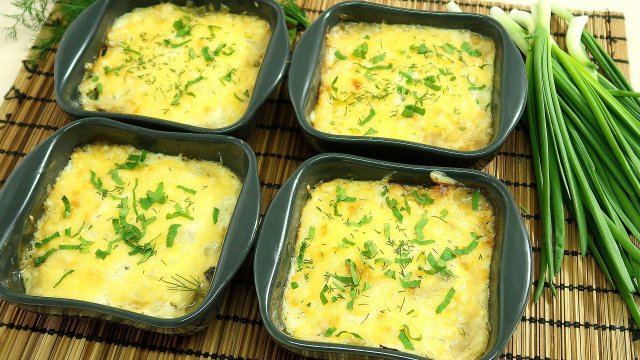 Классический жульен с грибами в духовке. Это очень вкусно.