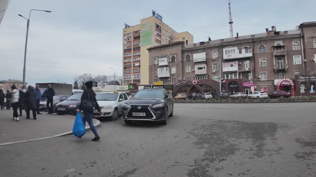 Большая прогулка по Луганску. Где-то еще 90е, а местами уже видны изменения!