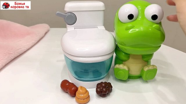 Развивающие игрушки. Игровой набор "Приучение к туалету". Для малышей мультики. Игры для детей