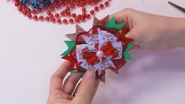 Новогодние бантики "Канзаши". Бантики из лент. Мария Калугина.