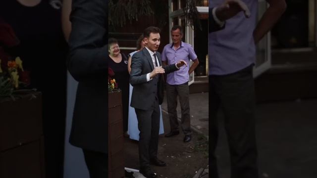 Ведущий на свадьбу Роман Красный