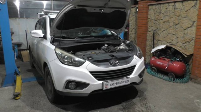 Проблема с давлением масла в двигателе на Hyundai ix35 2,0 Хендай Ай Икс 35 2014 года
