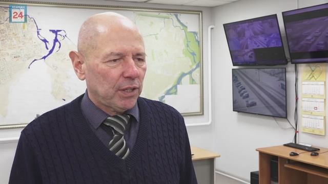 Новогодние украшения в городе.