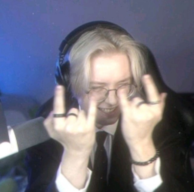 #-стрими🫂 йоооу