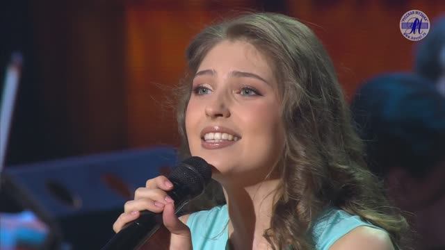 Юлия СЕРГЕЕВА «Песня о счастье» ("ВЕСНА ПЕСНИ - 2022")