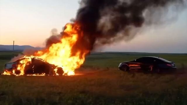Полный Фулл видео как Ахмед Венгалби сжег машину Асхаба Тамаева