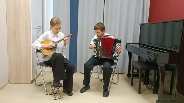 Дуэт: Харина Ксения, Харин Никита