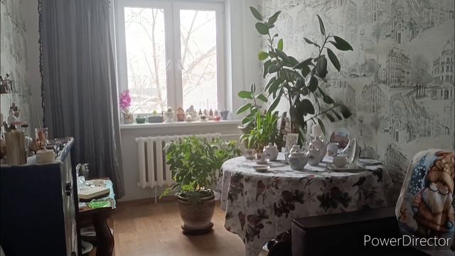 Готовлю комнату к Новому году. Покупки и продажи.