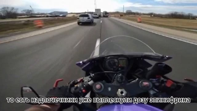 Как безопасно поворачивать на мотоцикле.