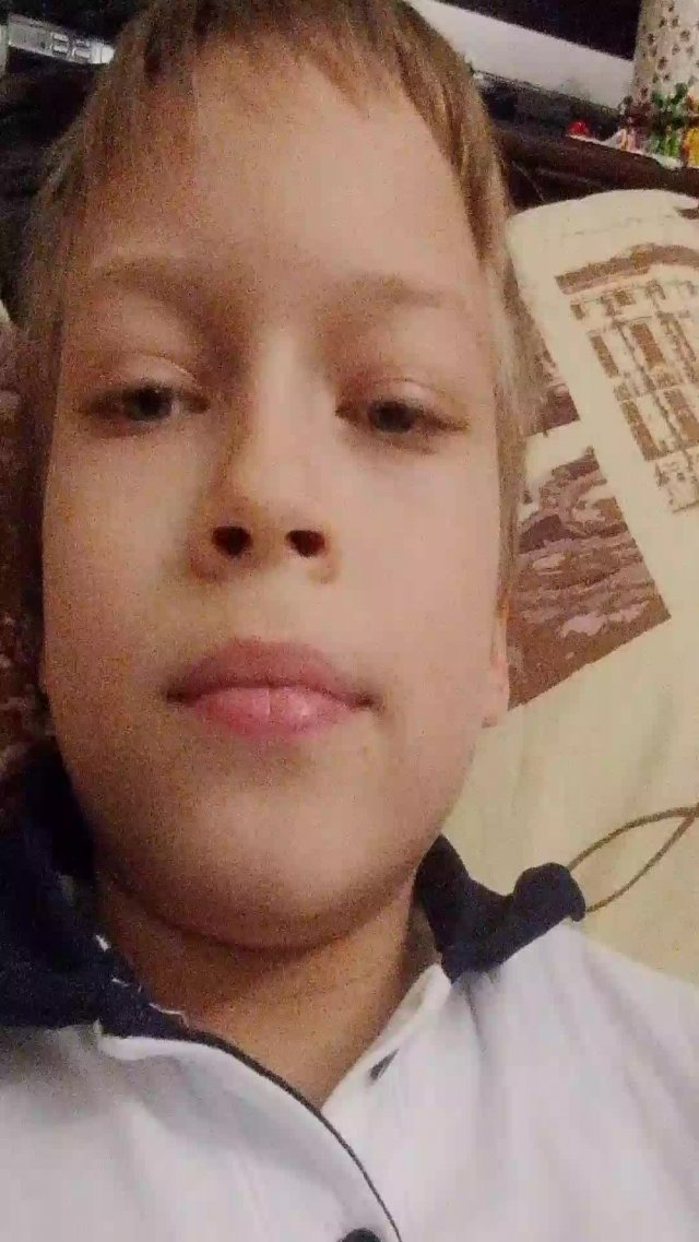 отвечаю на ваши вопросы и общаюсь