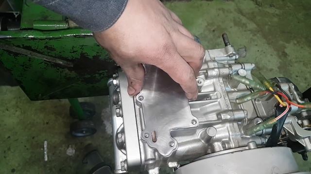 SUZUKI DT8. Попадает вода в цилиндры