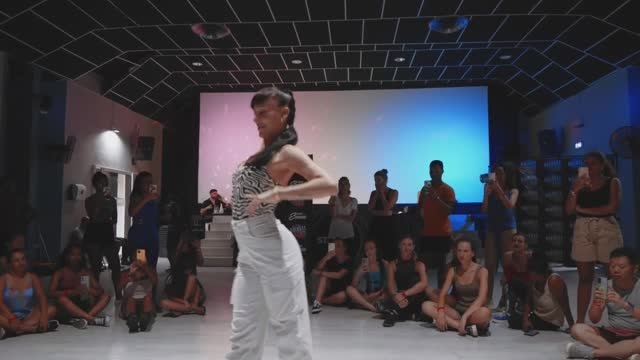Toby Love MI REINA workshop Marco y Sara bachata style ISLAS