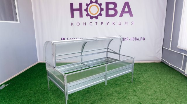 Парник Хлебница-Нова с грядкой. Сборка.