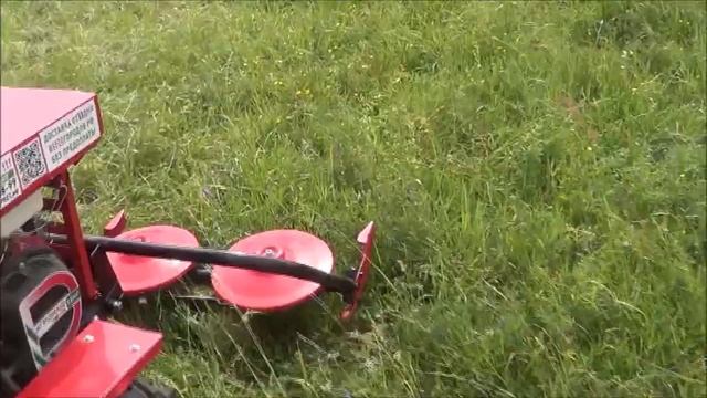 Агромаш МТ 110 и + косилка. "Лучше плохо ехать. чем хорошо ходить"  Дела деревенские.