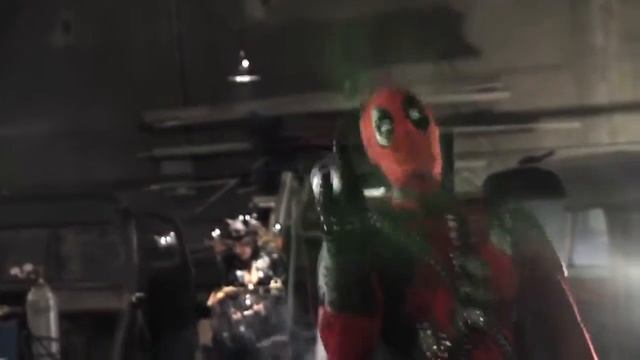 Бэтмен против Дэдпула   Super Power Beat Down Episode 8   На русском