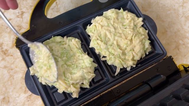 Вафли кабачковые с сыром. Обалденно вкусно. За 7 минут.