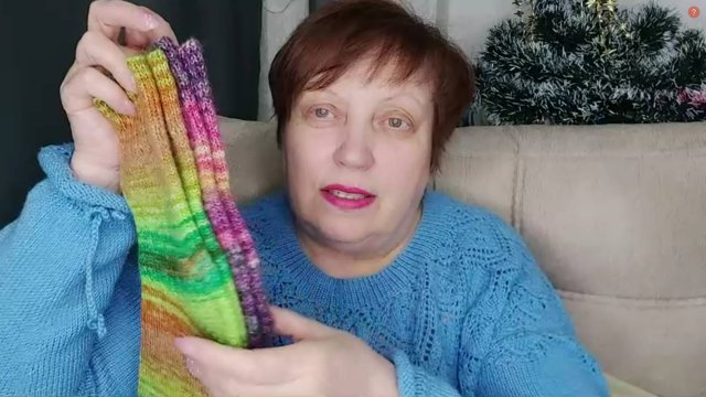 ТРУЖУСЬ, КАК ПЧЁЛКА//Довольна своими помощниками