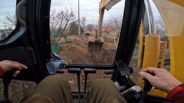 Крайняя работа 2023. Мини экскаватор. Болтовня. Работа на экскаваторе. Komatsu