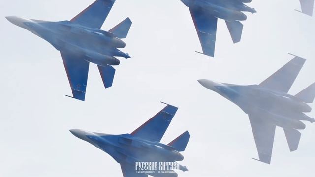 Демонстрационный полет АГВП "Русские Витязи" в Новосибирске!