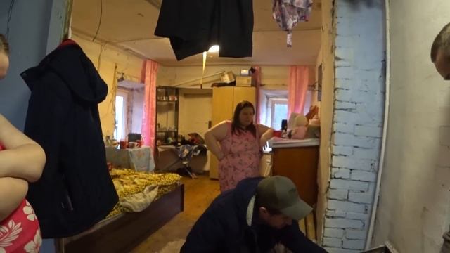 Буду жить с отцом ребенка дома. Новый унитаз. Люба явилась с молодым человеком. 368 серия