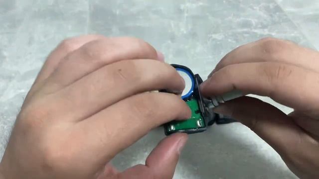 Датчики давления в шинах Mazda BHB637140