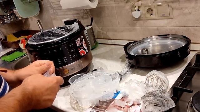 Скороварка мультиварка Midea 6002 комплектация и нюансы.