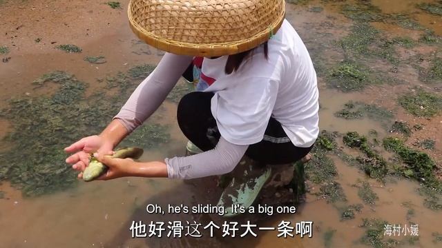 【ENG】妹子頂著大太陽趕海，發現一塊寶地，各種海鮮應有盡有#海村小媛