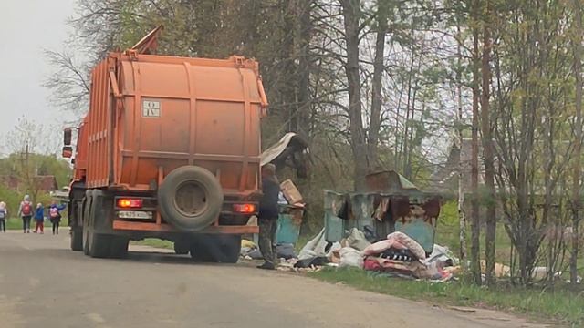 Как "вывозят" мусор, ст Итларь.