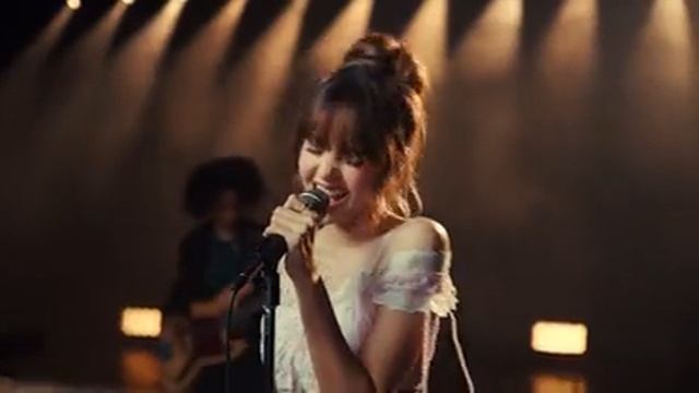 LISA — 'Moonlit Floor' (Oficcial Perfomance Video)
