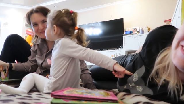 VLOG Играем с Алисой. Назара напугали!!!