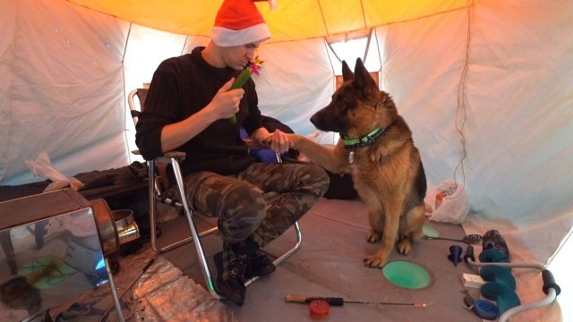 Окунь в речке. Плов на печке. Праздничная рыбалка!