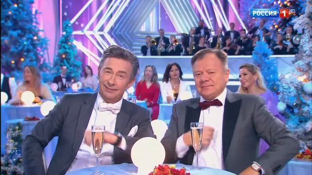 Новогодний голубой огонёк 2024 | Сергей Лазарев и Полина Гагарина - Две звезды