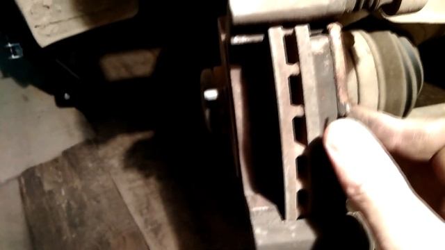 Стук при торможении. Из-за чего и как устранить?