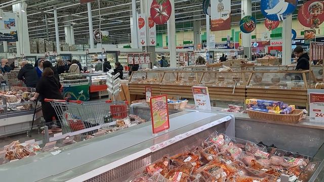 Как обстоят дела в России с продуктами питания ?!?!