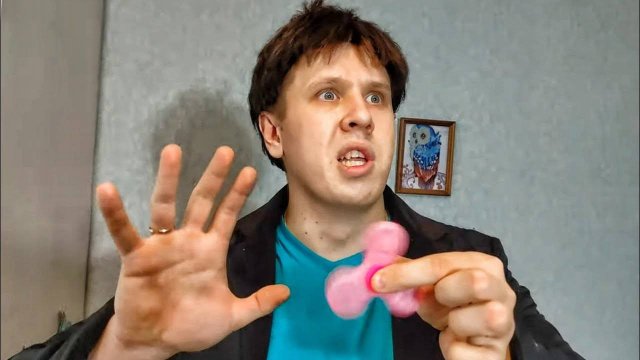 ОХОТНИК ЗА ПИВИДЕНИЯМИ | Сериал СЕМЬЯ И ИХ СЫНОК - 7 Серия