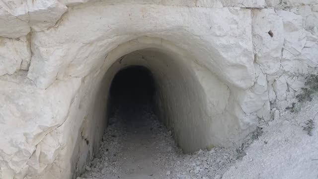 Тайна меловых пещер Богучарского района. Пещера в с. Галиевка